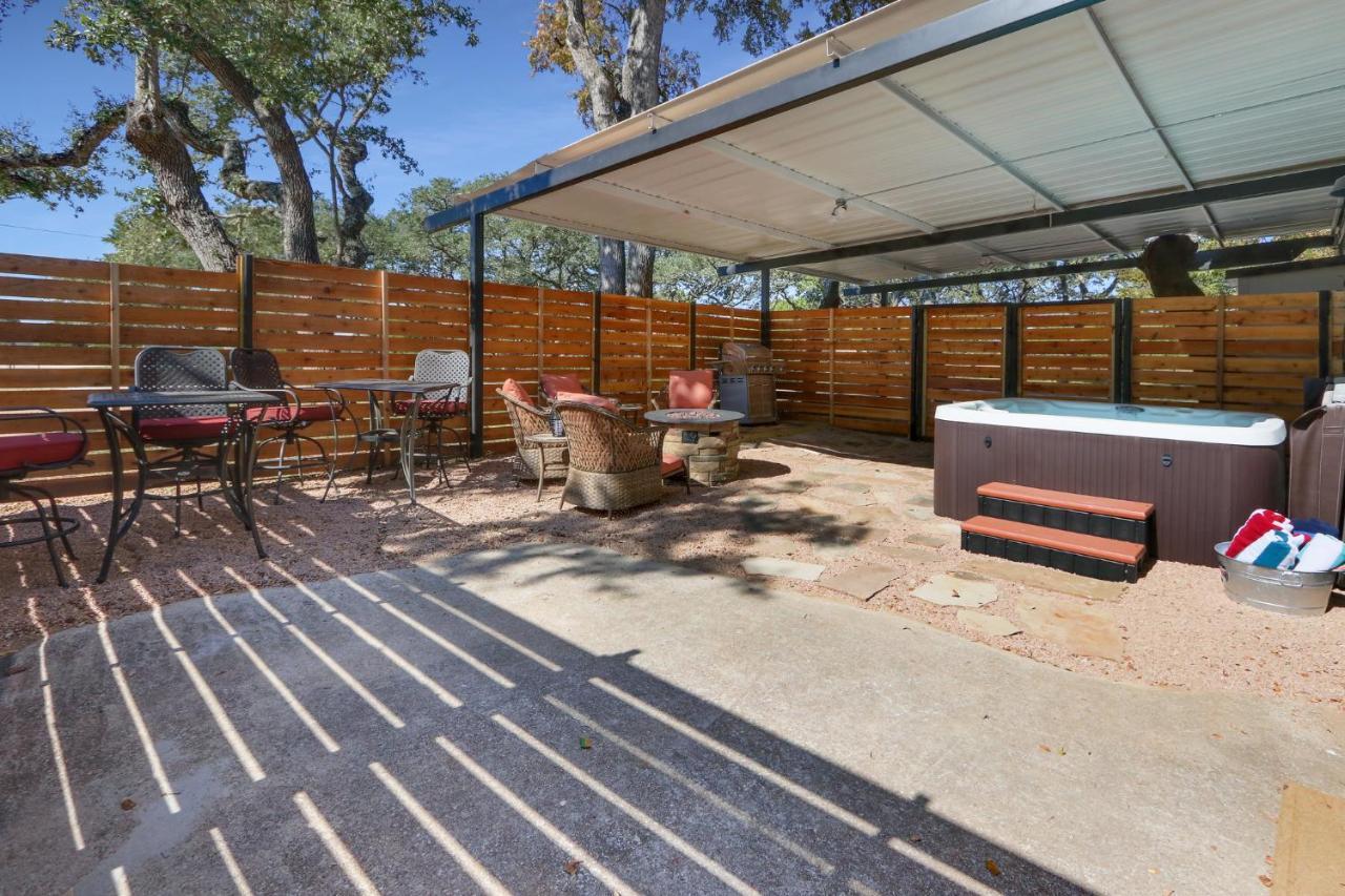 Pancho And Lefty'S - Bohemian Rhapsody Apartment Wimberley Exterior photo